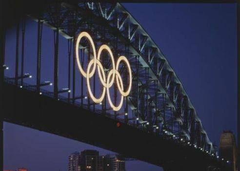 THE SYDNEY 2000 HARBOUR BRIDGE OLYMPIC RINGS