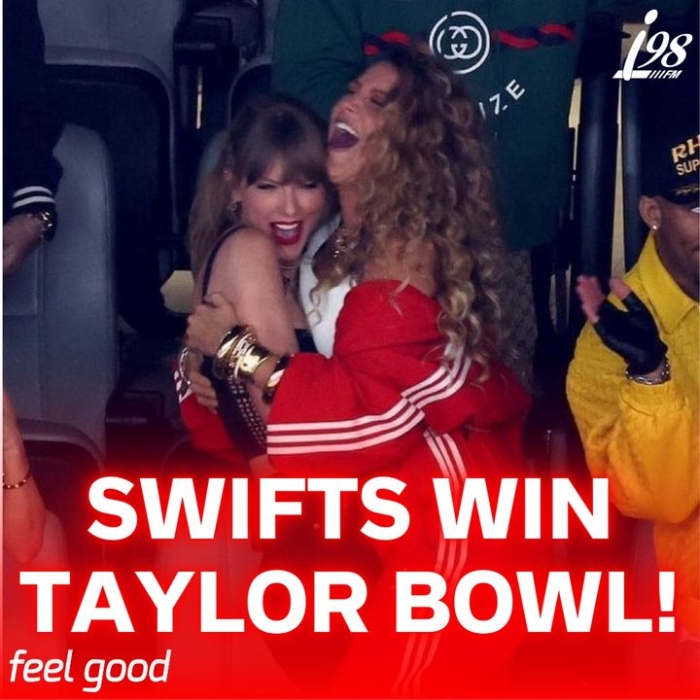 THEY DID IT! 🏈  Taylor Swift’s Boyfriend’s…